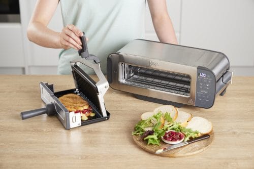 Ninja-ST202UK-InUse-BriePanini-Woman-2 Ninja-ST202UK-InUse-BriePanini-Woman-2